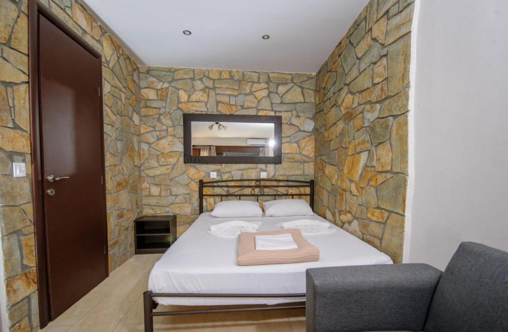 Stone Suites Пефкохорі Екстер'єр фото