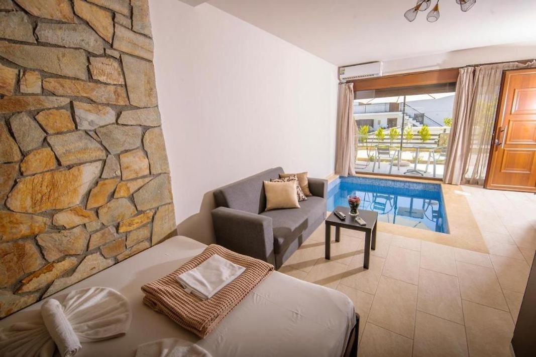 Stone Suites Пефкохорі Екстер'єр фото